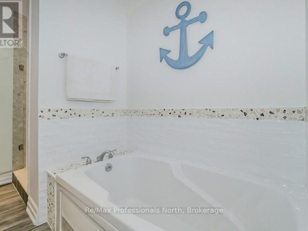 208 - 130 STEAMSHIP BAY ROAD, 