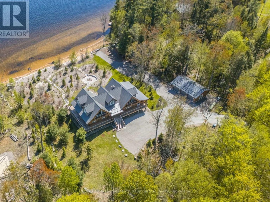 2987 Boice Bradley Road, Redstone Lake