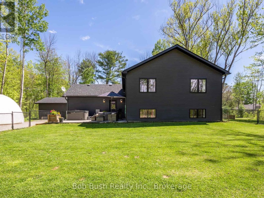 4 Davis Drive, Georgian Bay