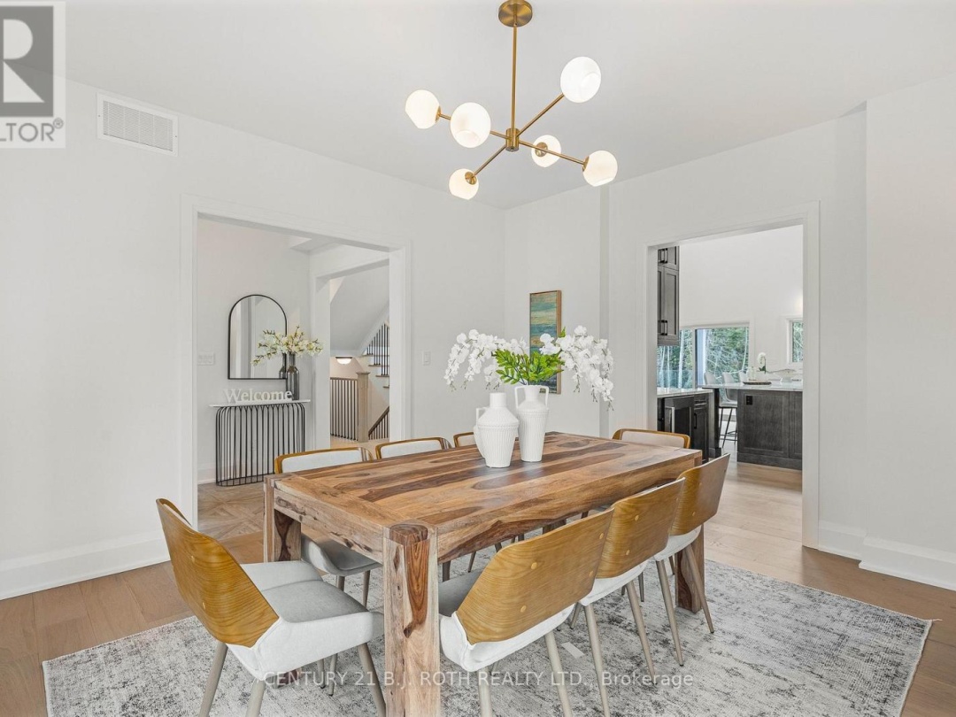 8 CLYDESDALE COURT, 
