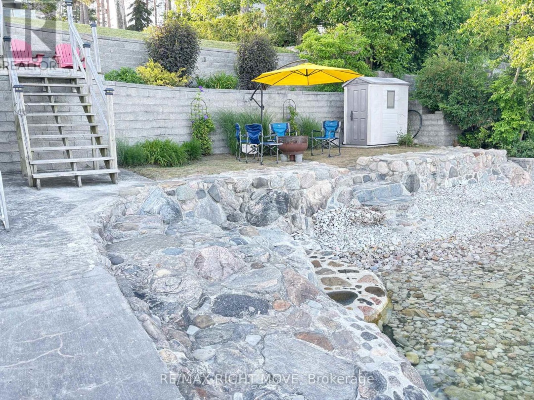 1185 WOODLAND DRIVE, 