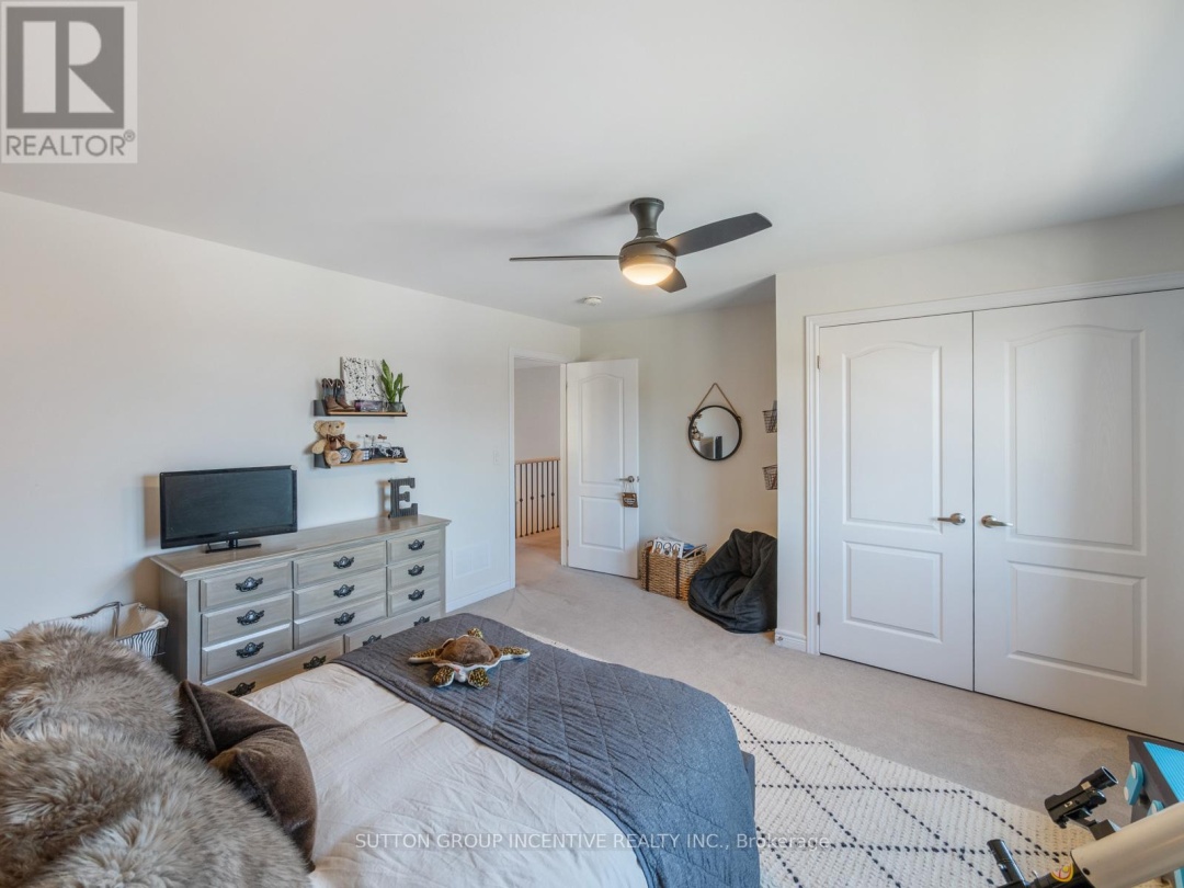 3007 Annalysse Drive, Orillia