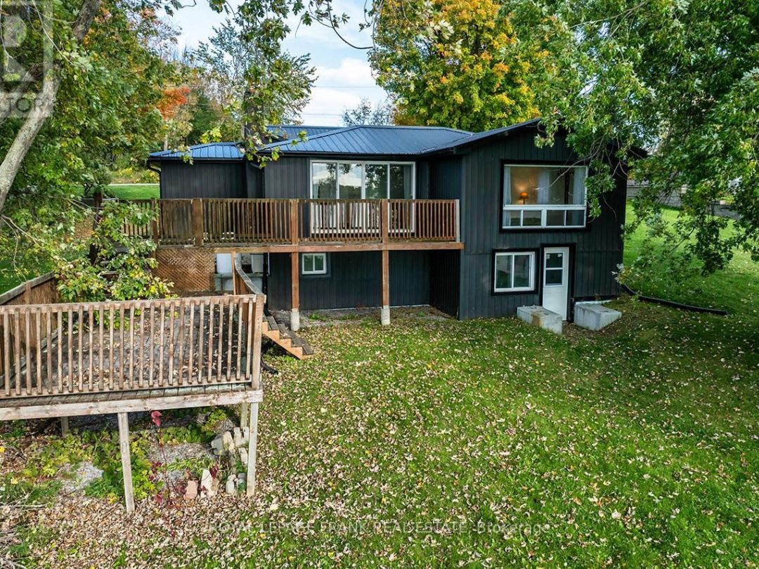 119 OAKDENE CRESCENT, 