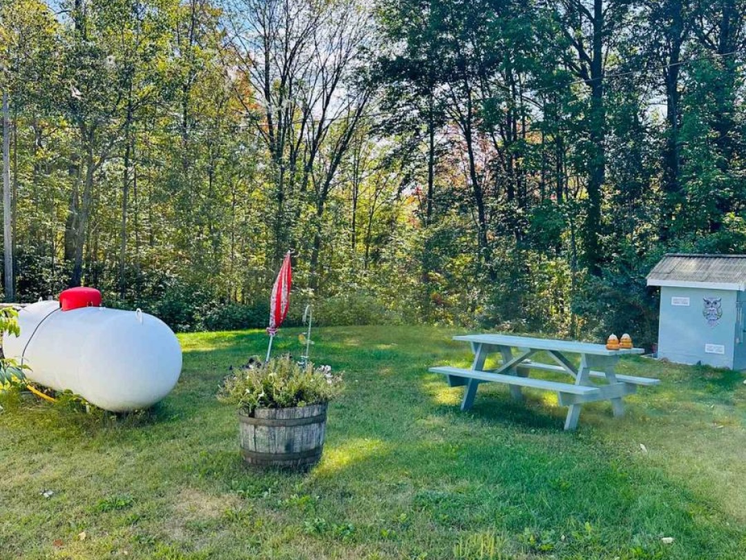 1671 HWY 60 HIGHWAY, 