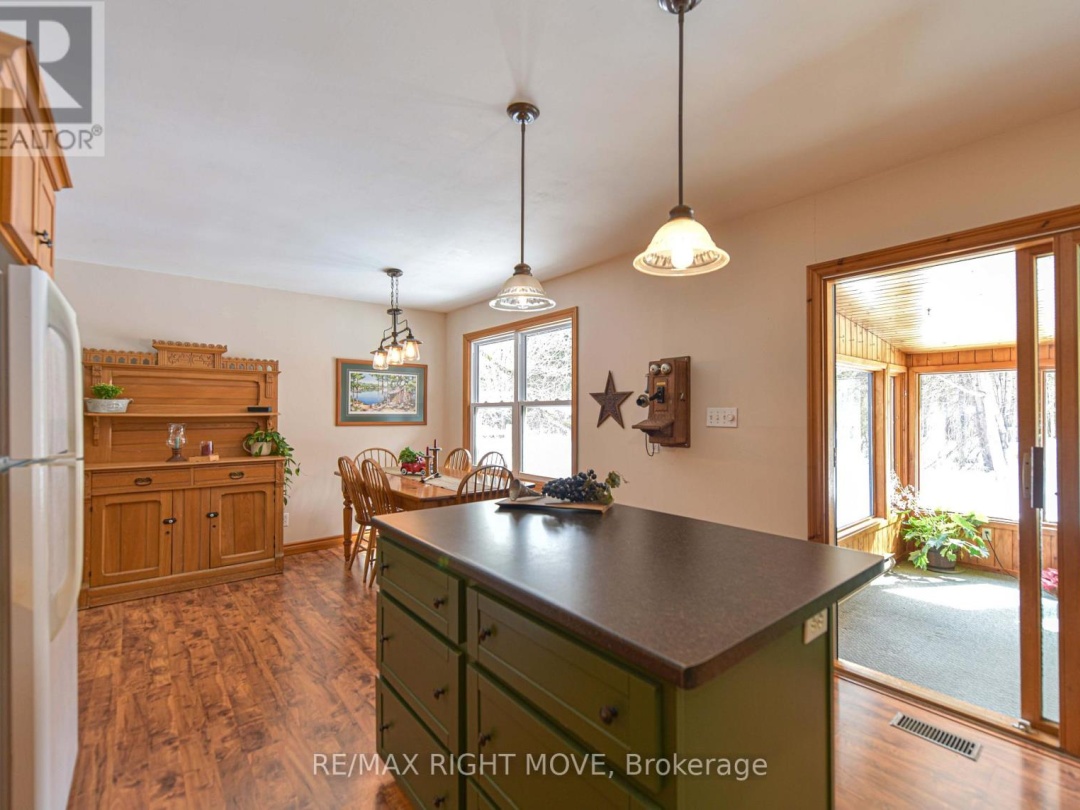 1613 Mt. St. Louis Road E, Oro-Medonte