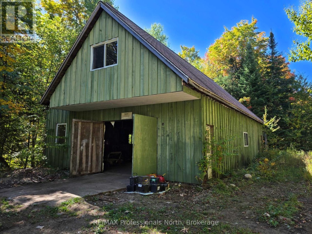 92 CONCESSION 2 & 3 ROAD W, 