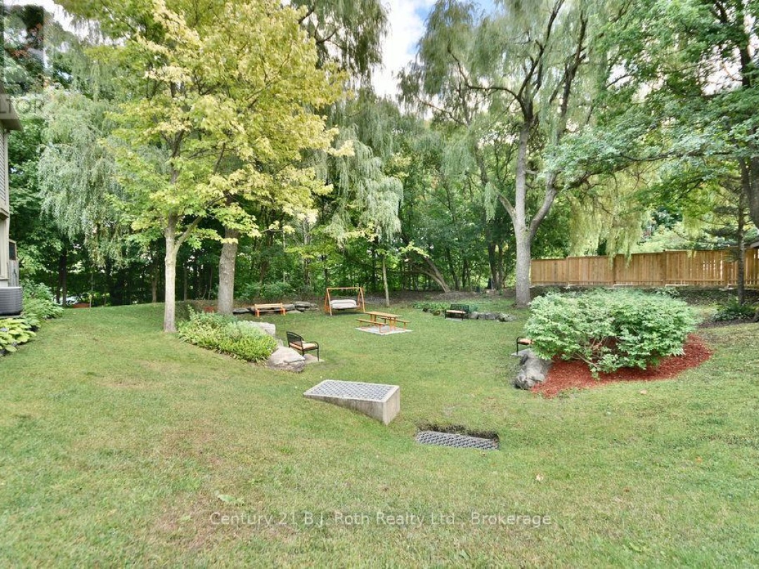 9 492 Laclie Street, Orillia