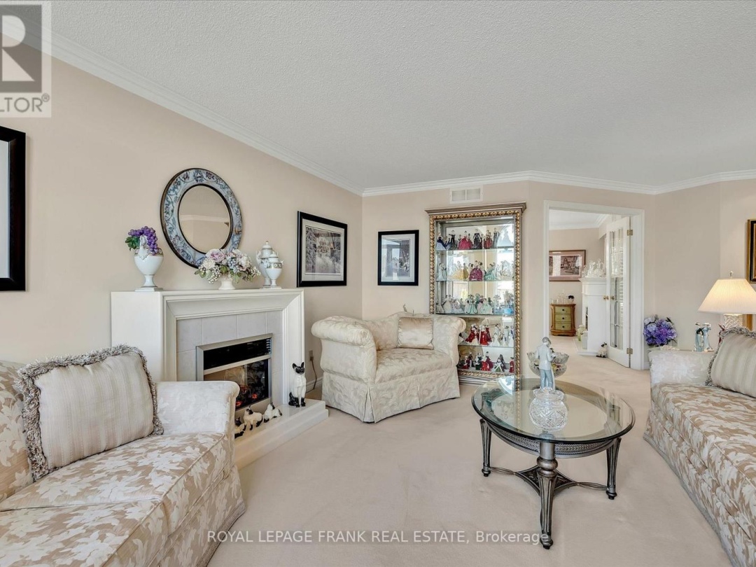 42 HUNTINGWOOD CRESCENT, 