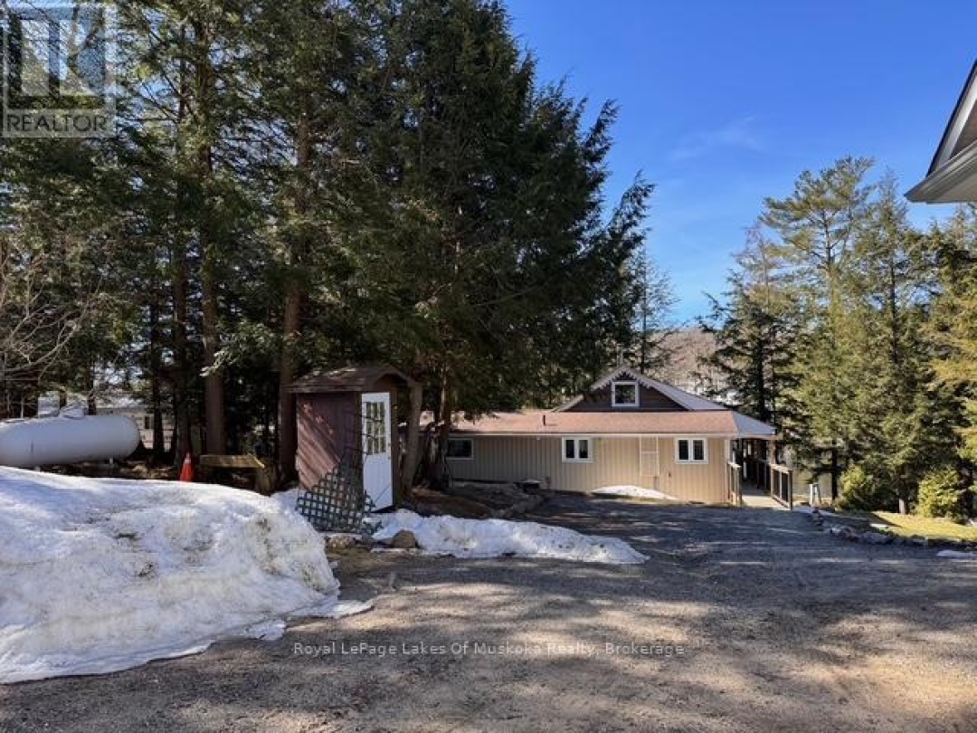 1019 Lakeshore Road N, Leech Lake