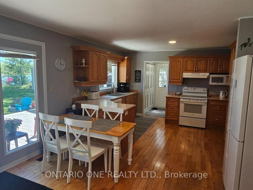 3143 SPARROW LAKE ROAD S, St George Lake