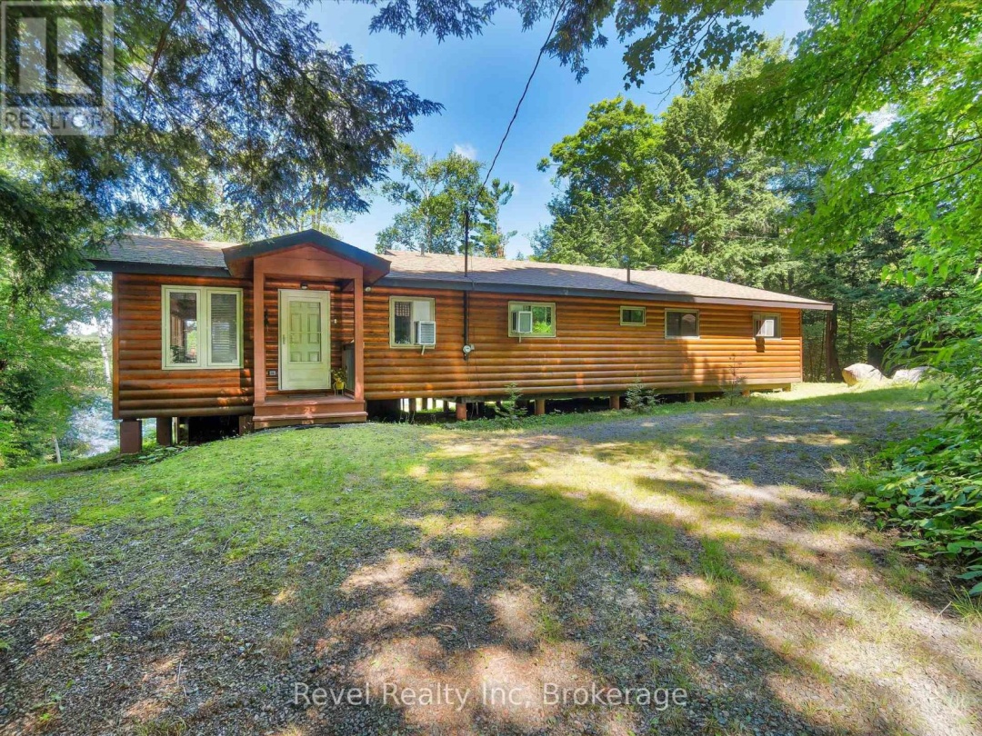 1022 BIRD LAKE CRESCENT, Bird Lake