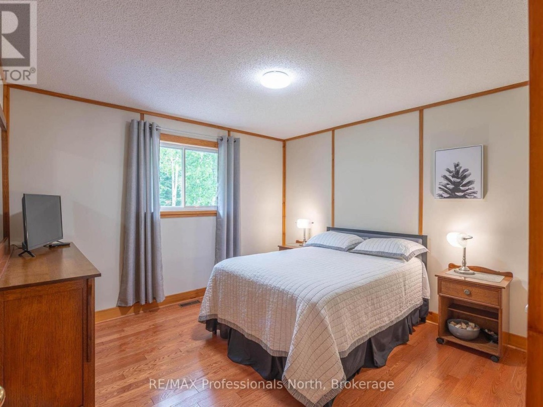 1006 TENNYSON ROAD, 