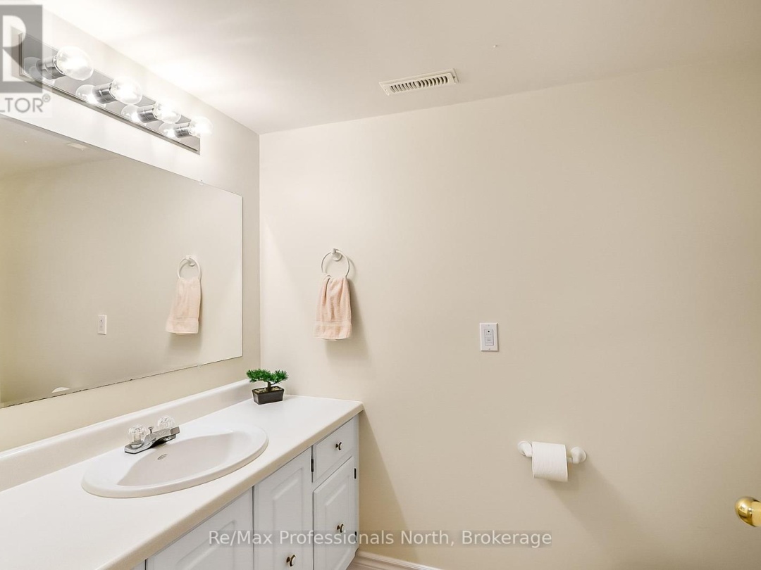 136 HEDGEWOOD LANE, 