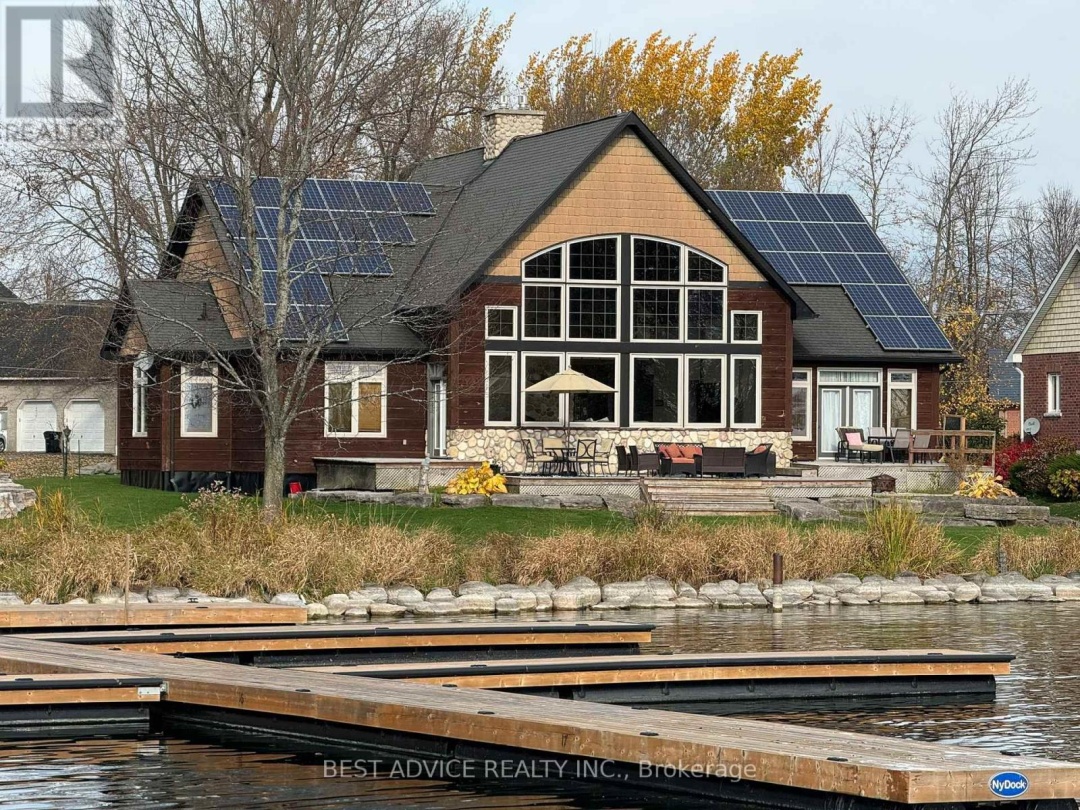 9 Fernwood Lane, Lake Simcoe