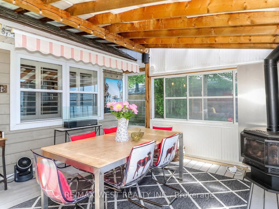 3756 GLENREST DRIVE, 