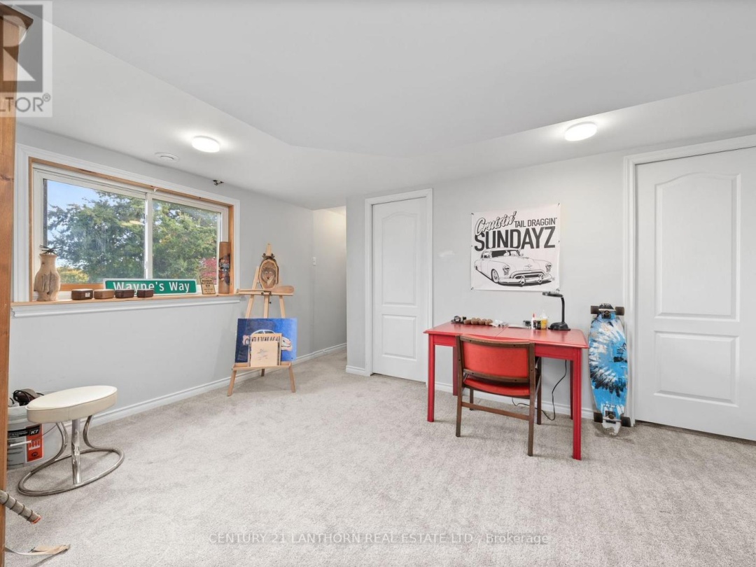 456 OLD SURREY LANE, 