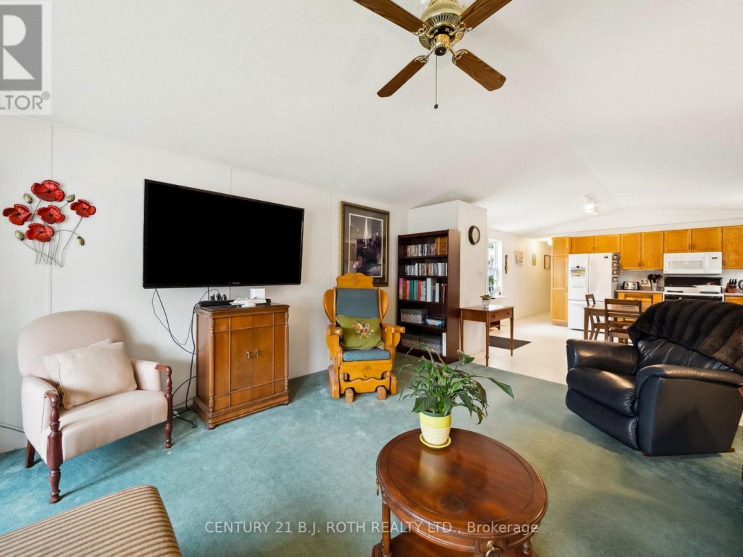 4117 ASH CRESCENT, 