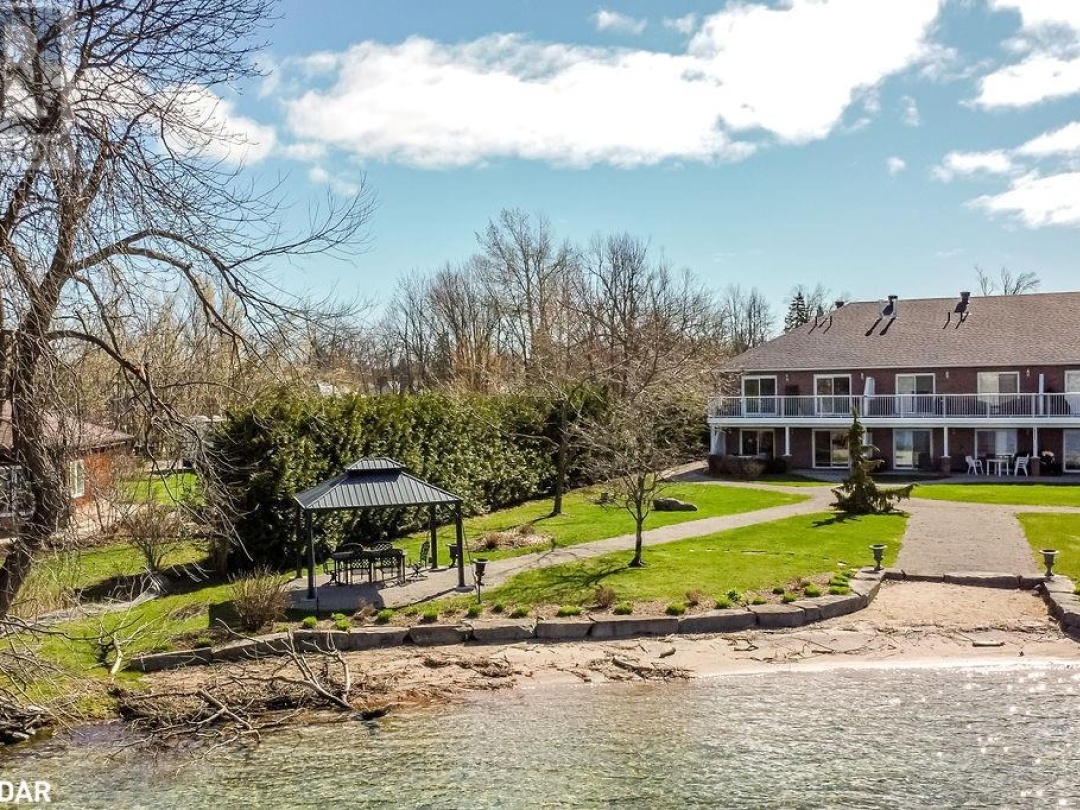 43 Creighton Street S Unit# 104, Lake Simcoe
