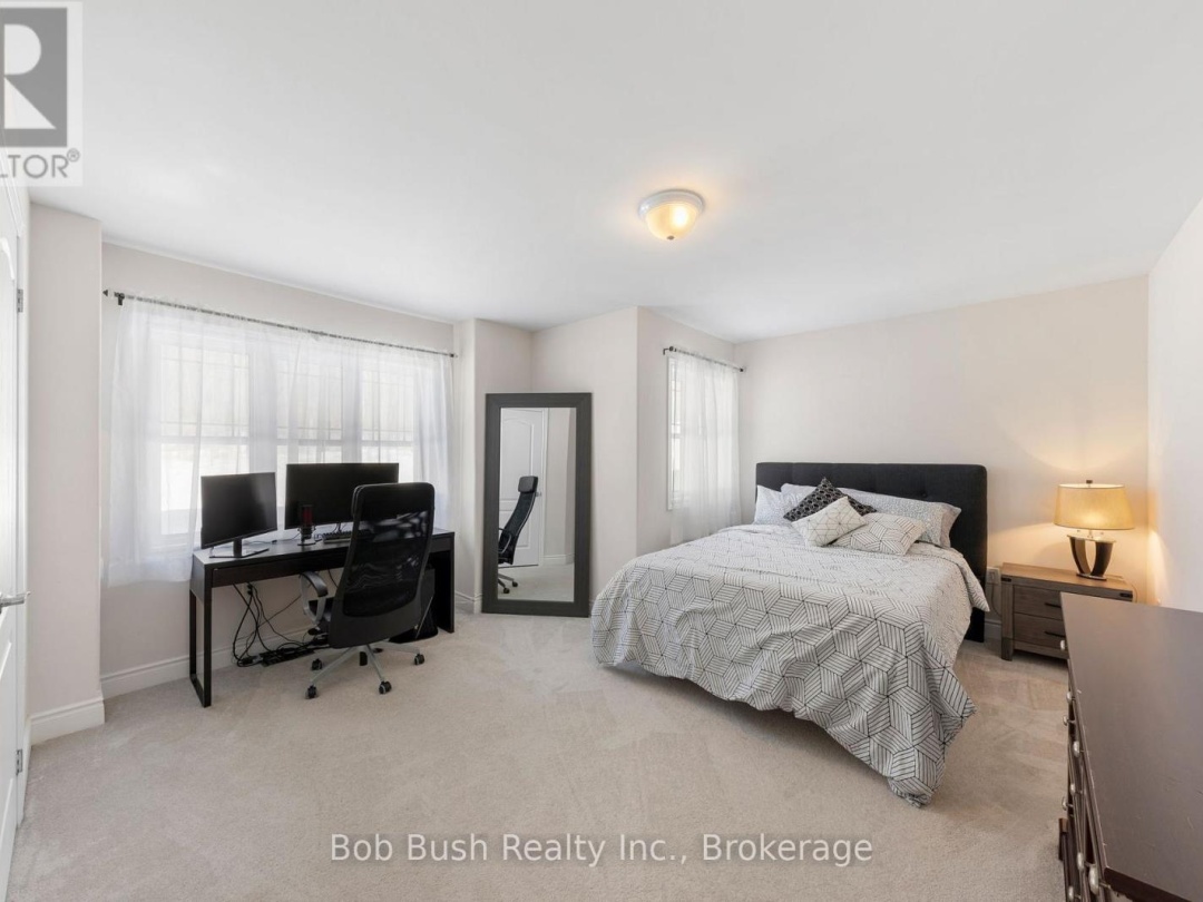 3067 Monarch Drive, Orillia
