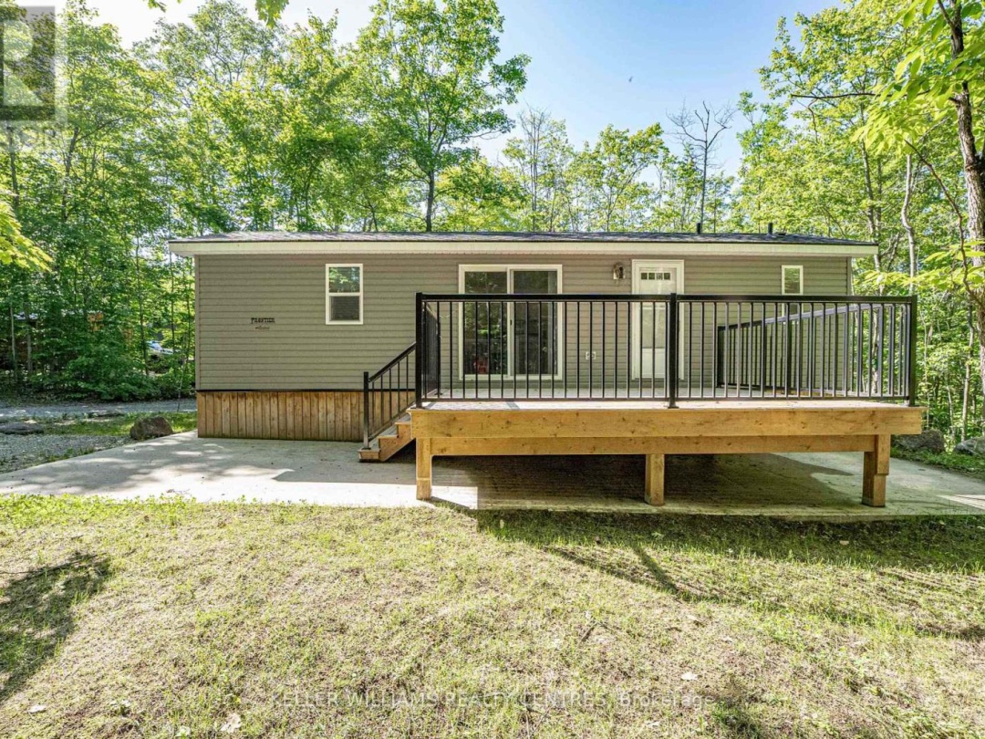 UNIT #4 - 202 HIDDEN GLEN ROAD, 