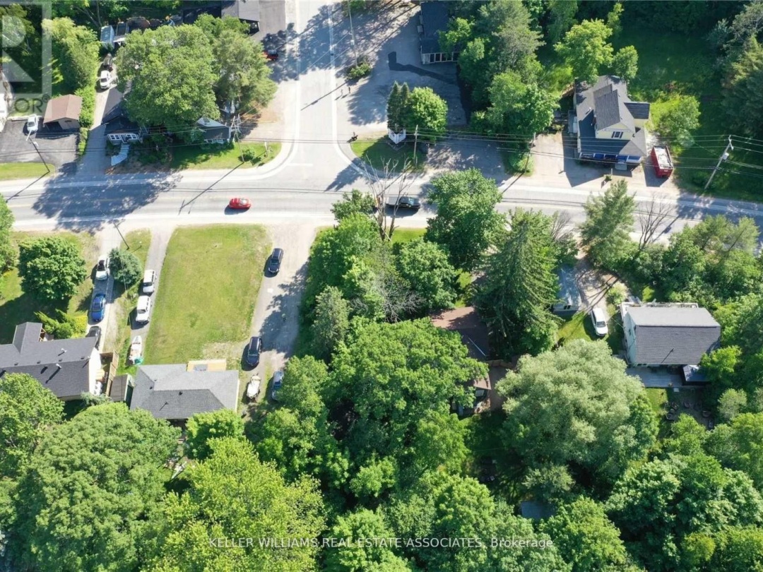 3172 Muskoka 169 Road, Muskoka Lakes