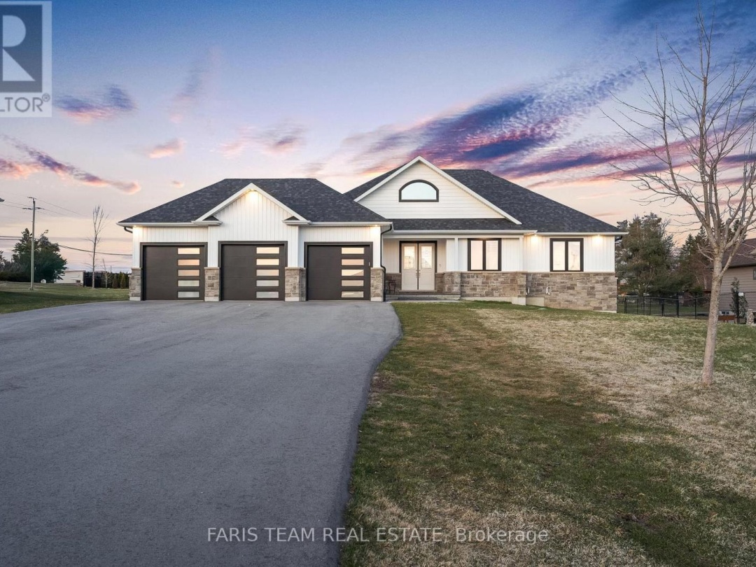 5 Breanna Boulevard, Oro-Medonte (Prices Corners)