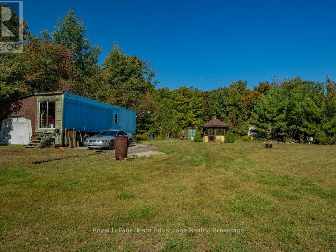 18 HORSESHOE LAKE ROAD, 