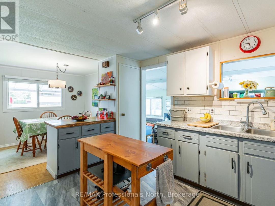 1025 SEVENTH LANE, 