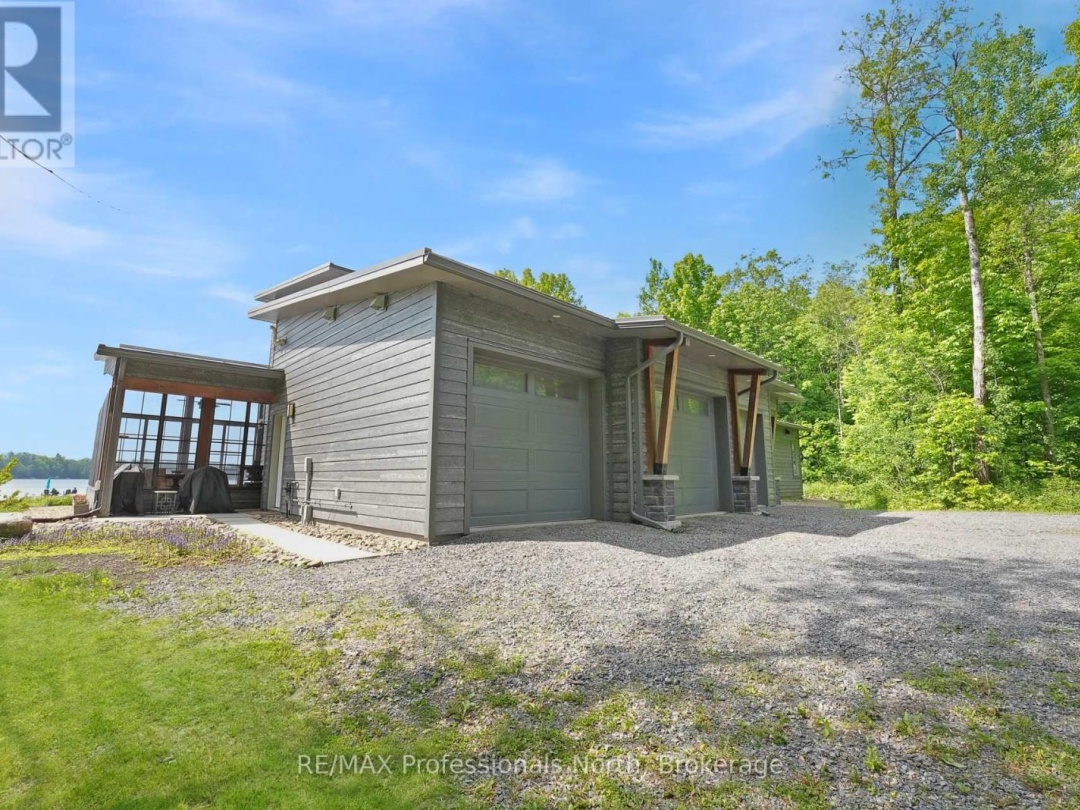 1049 TWIN ROCKS LANE, 