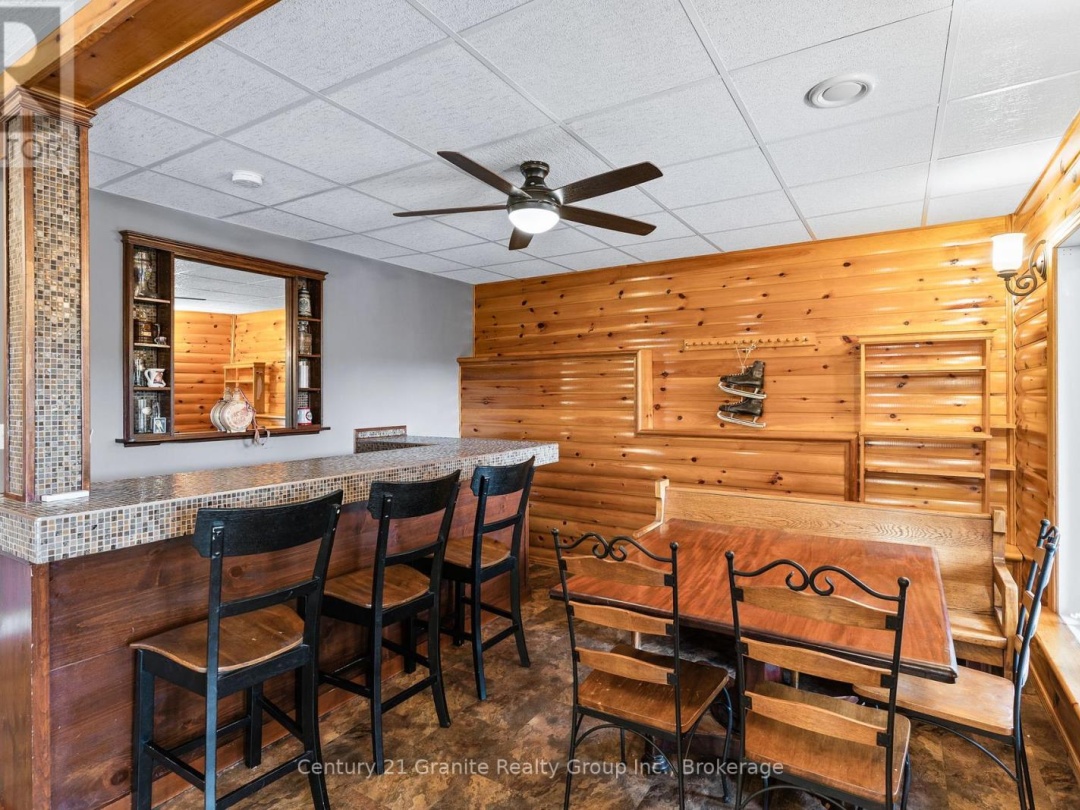 1754 HORSESHOE LAKE ROAD, 