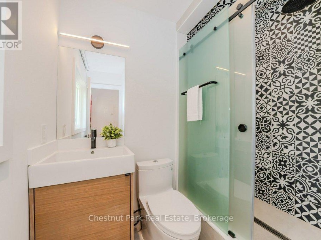 5 - 1023 MILFORD MANOR ROAD, 