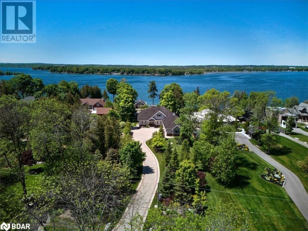153 Creighton Street S, Lake Simcoe