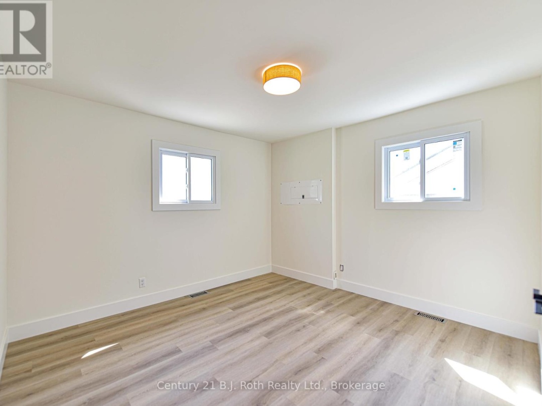 571 High Street, Orillia
