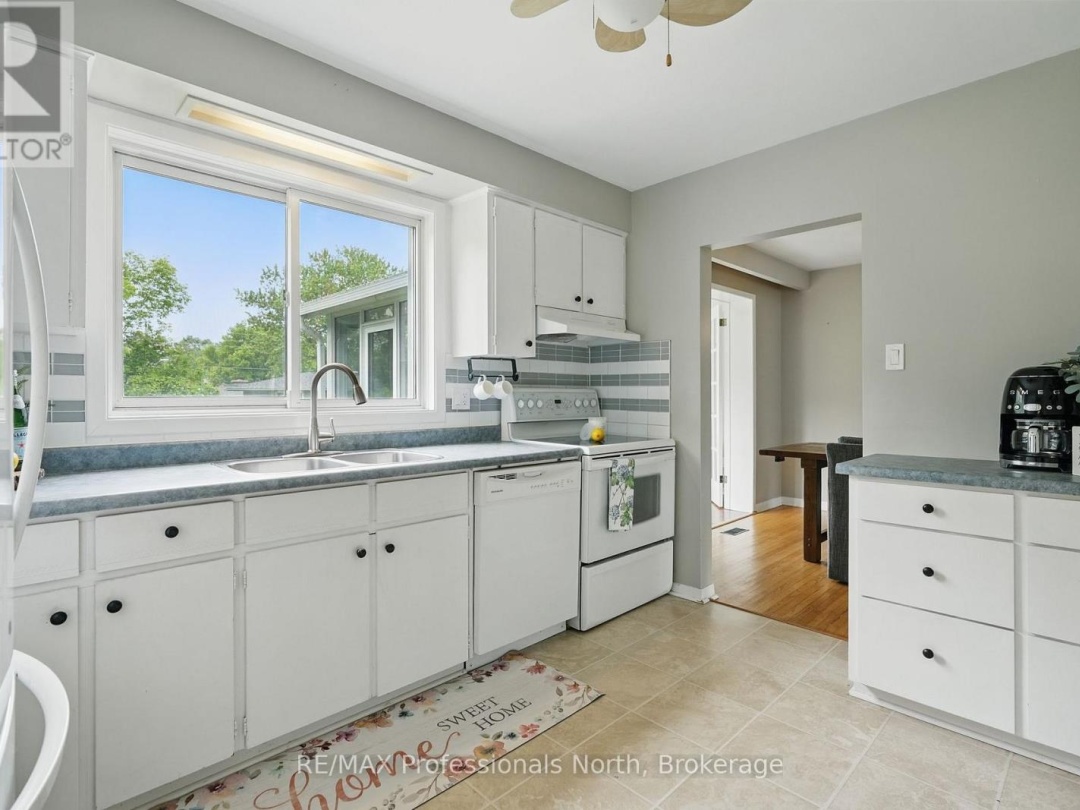 3 PLEASANT AVENUE, 