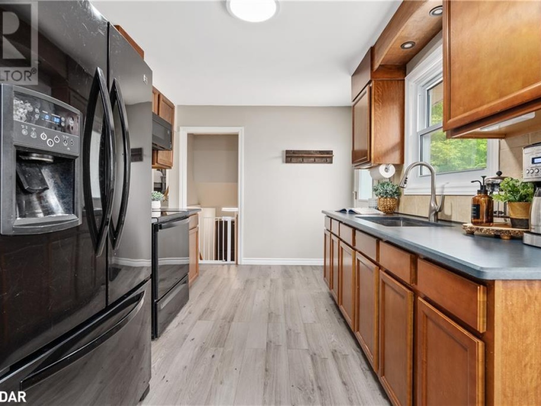 9881 12 Highway, Warminster