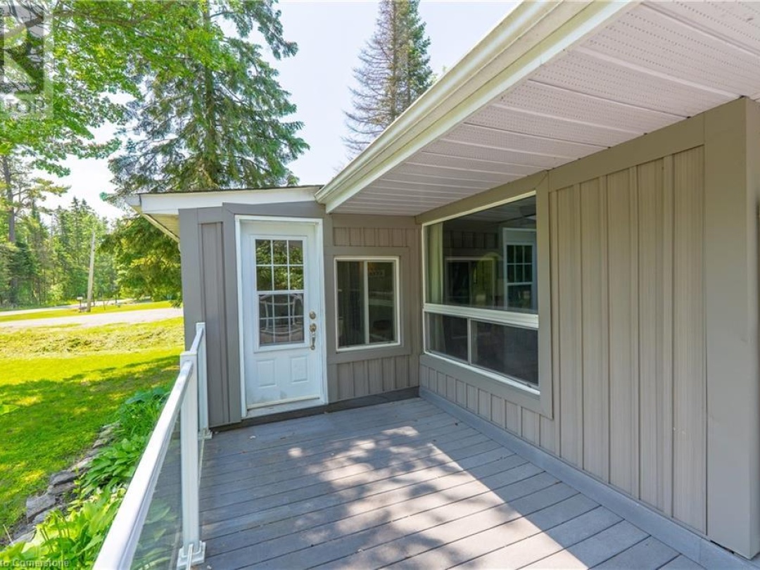 25 BAYVIEW ESTATE Road, 