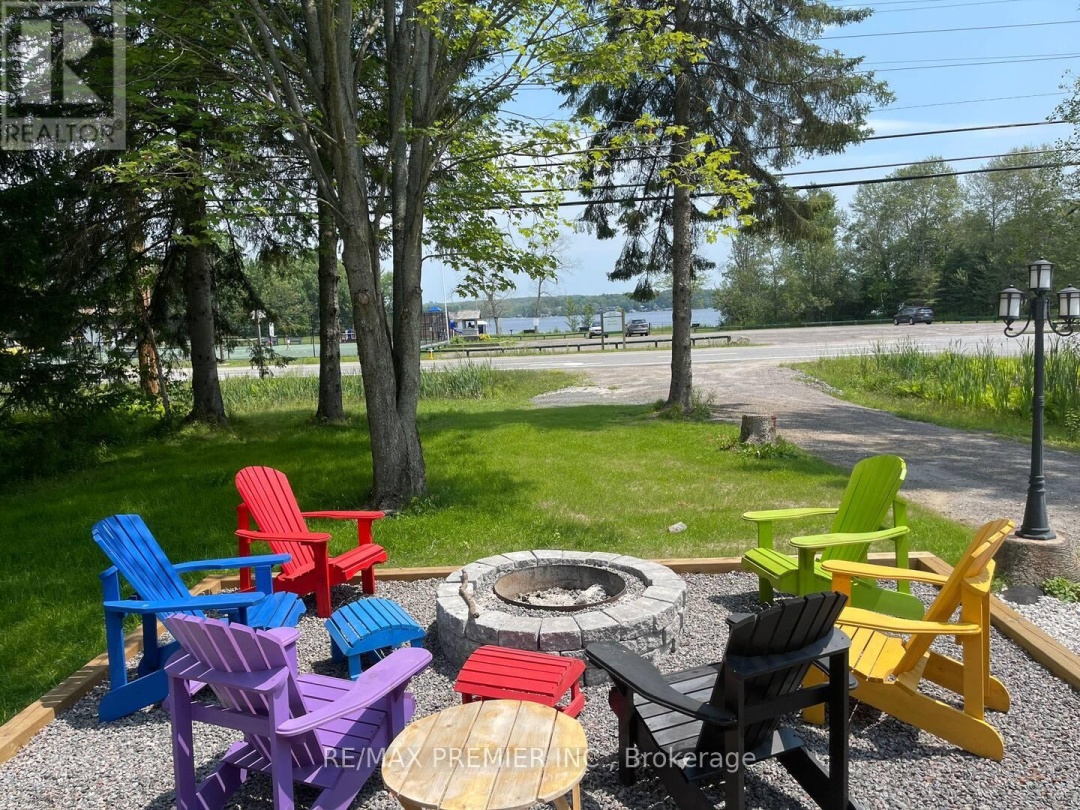 100 Readman Street, Lake Muskoka