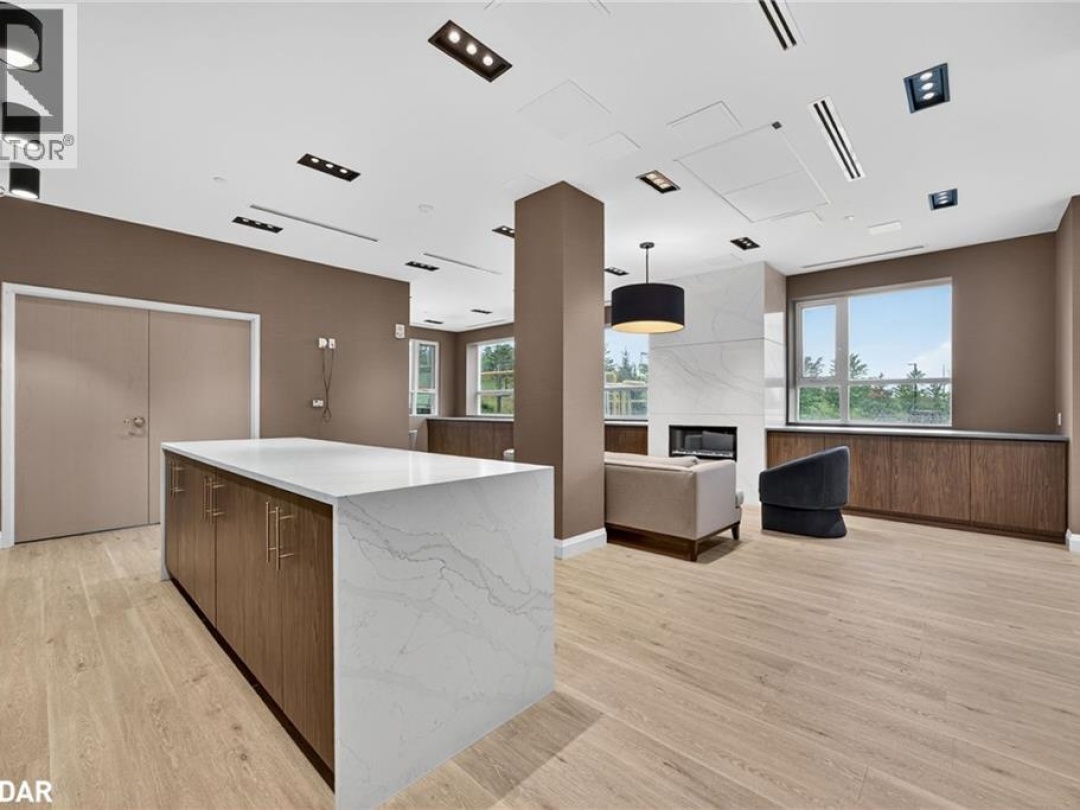 58 LAKESIDE Terrace Unit# 305, 
