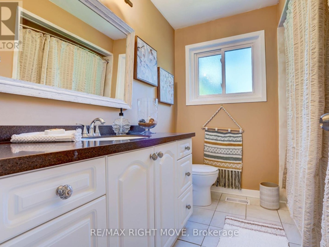 363 Tallwood Drive, Orillia