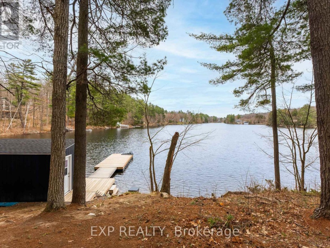 5B SOUTHWELL DRIVE, Horseshoe Lake