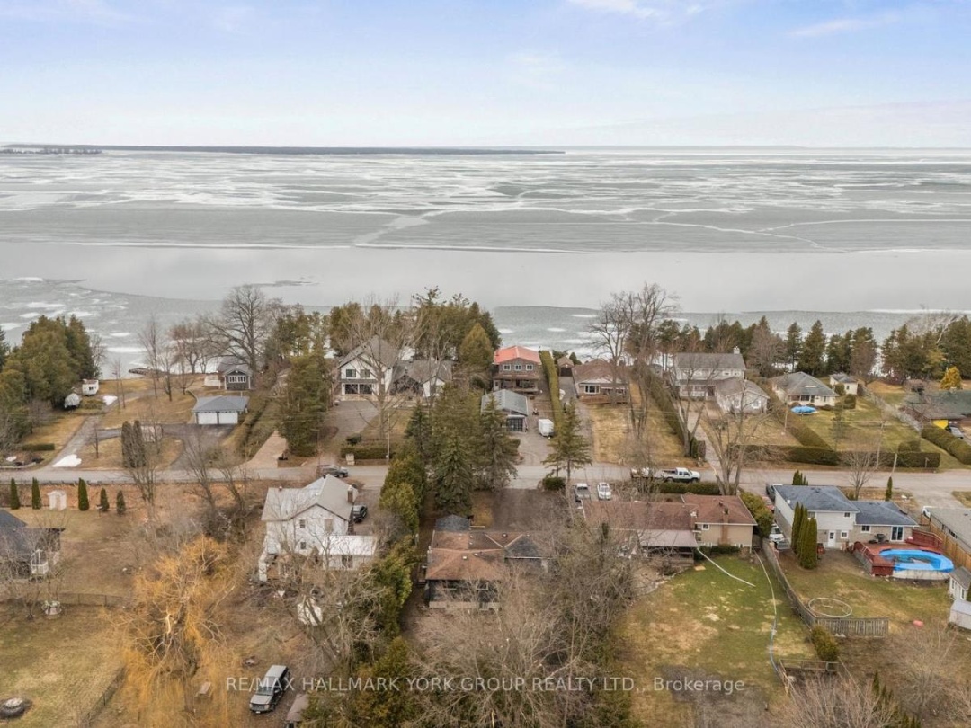 24115 Thorah Park Boulevard, Lake Simcoe