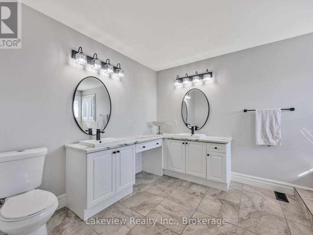 31 CLEOPATRA COURT, 
