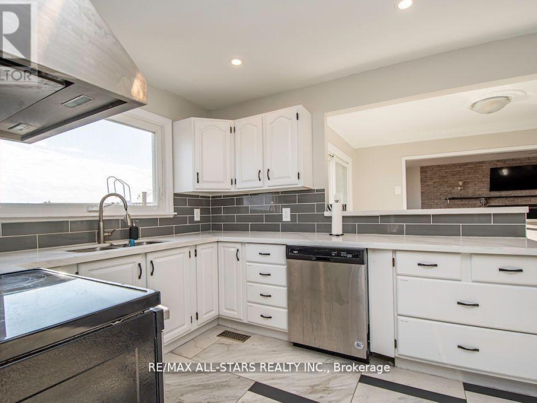 122 Fenelon Drive, Sturgeon Lake