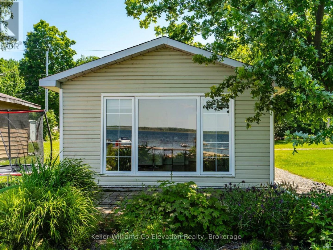 220 ROBIN'S POINT ROAD, 