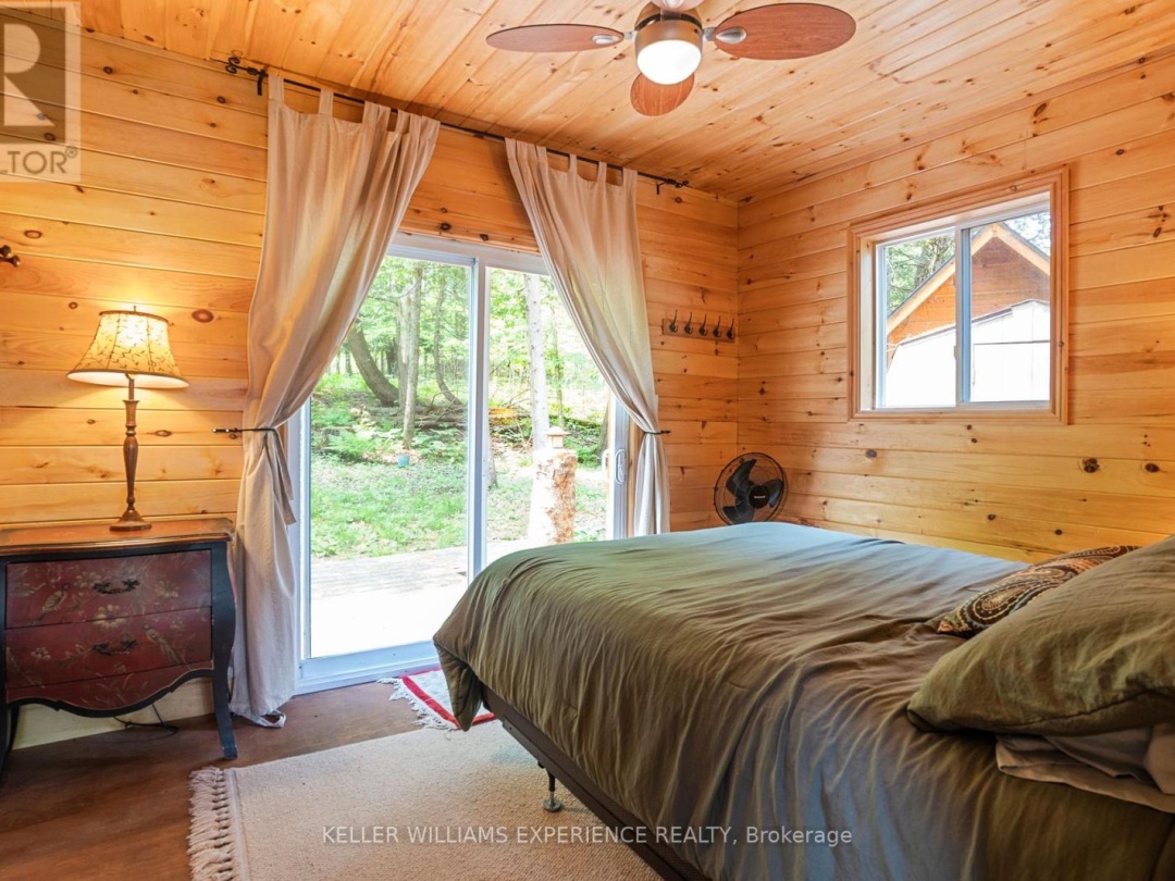 1049 Elsie Bay Road, Horseshoe Lake