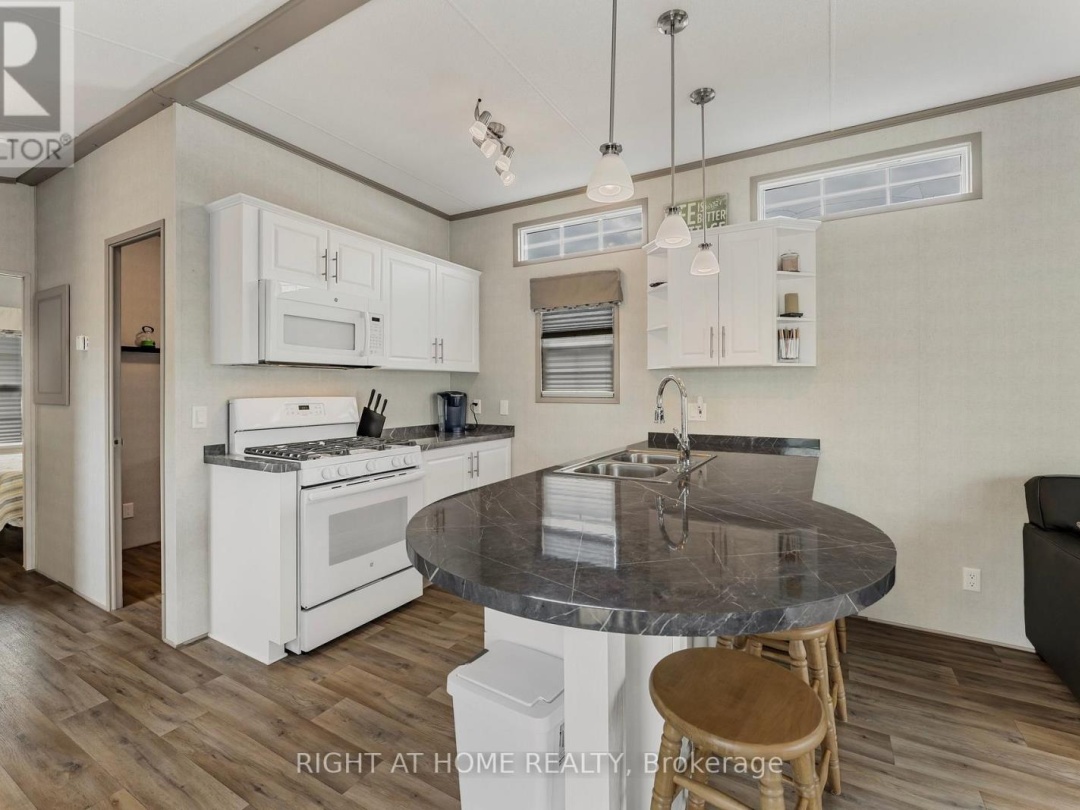 26 - 3500 LAUDERDALE PT CRESCENT, 