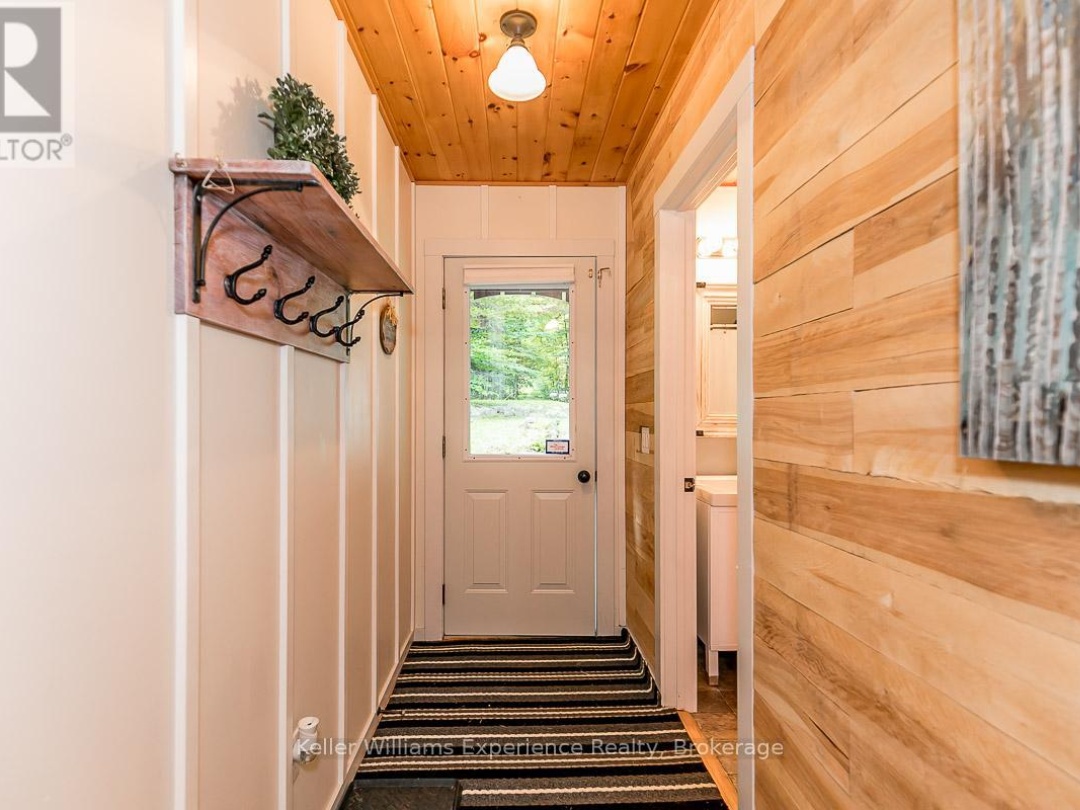 1123 STONE GATE LANE, 