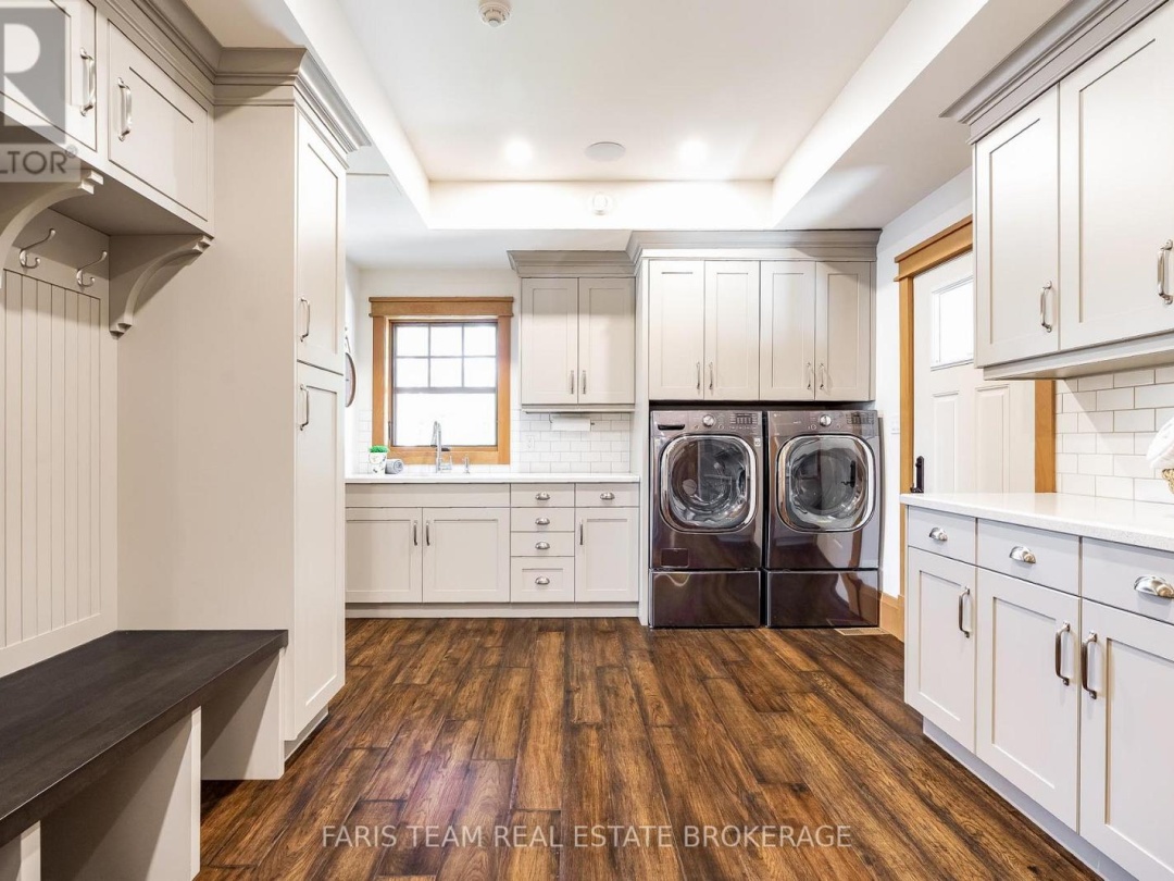 1250 FRANKLAND LANE, 