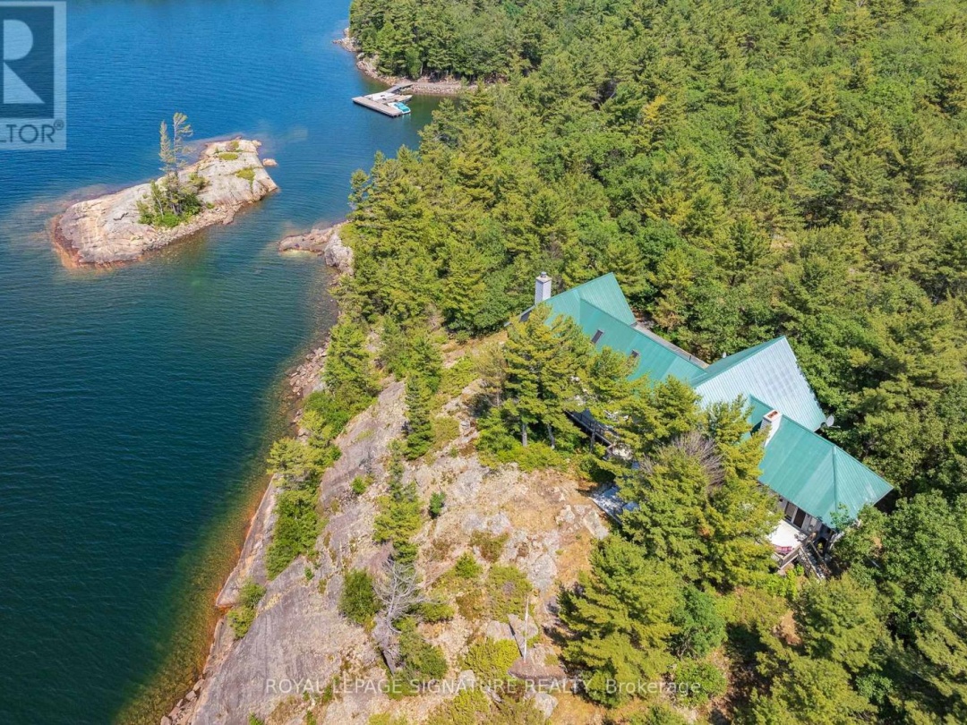 B350 Echo Island, Georgian Bay