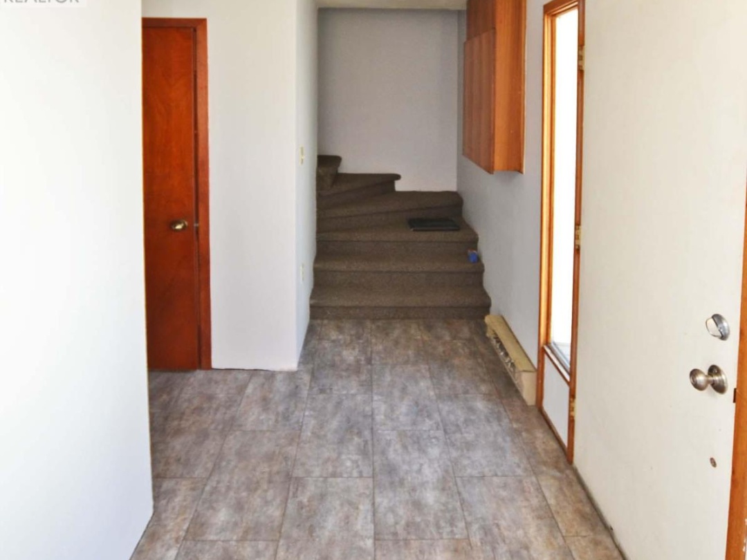17 19 Church Street, Parry Sound